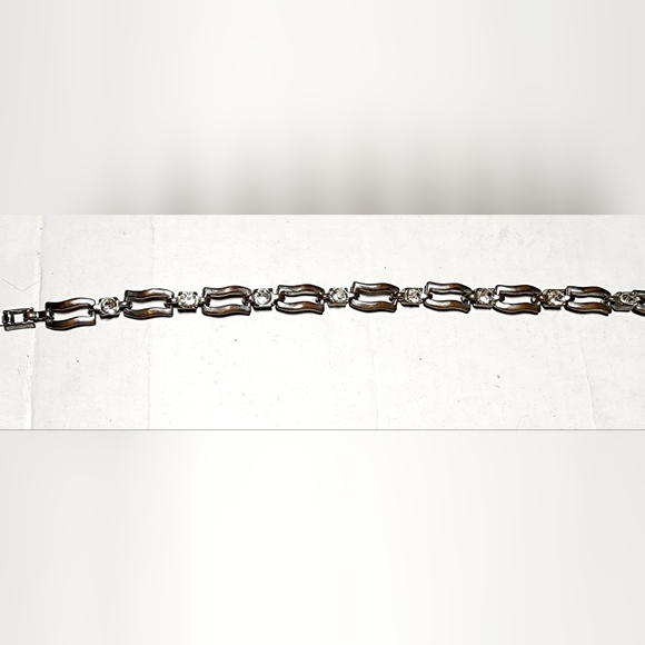 Vintage S link 8in silver bracelet with clear stones throughout, some tarnish - Picture 3 of 7